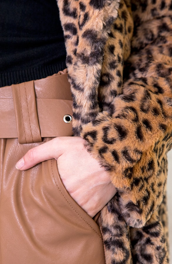Faux Fur Jas Panterprint Camel – shoparchief, foto 5