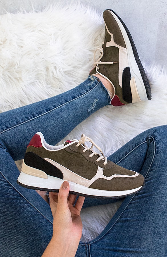 Sneakers Suede Legergroen – shoparchief