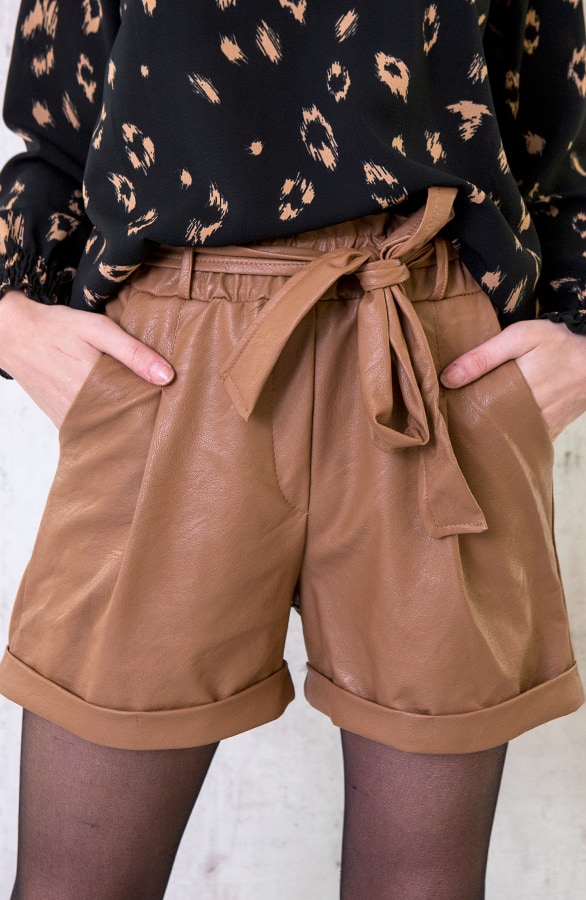 Leren Shorts Met Strik Camel – shoparchief