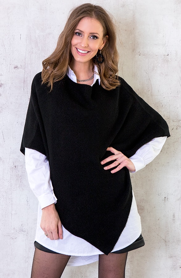 Poncho Gebreid Zwart – shoparchief