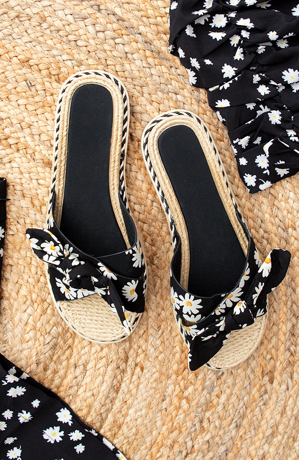 Madelief Slippers Zwart – shoparchief, foto 2