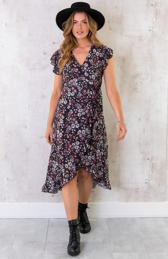 Jurk Met Bloemen Dames – shoparchief
