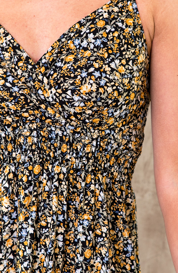 Spaghetti Jurk Bloemen Zwart Geel – shoparchief, foto 4