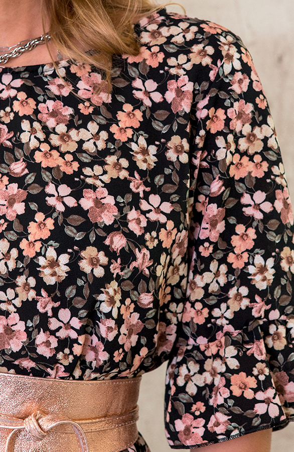 Bloemen Jurk Zwart Roze – shoparchief, foto 4