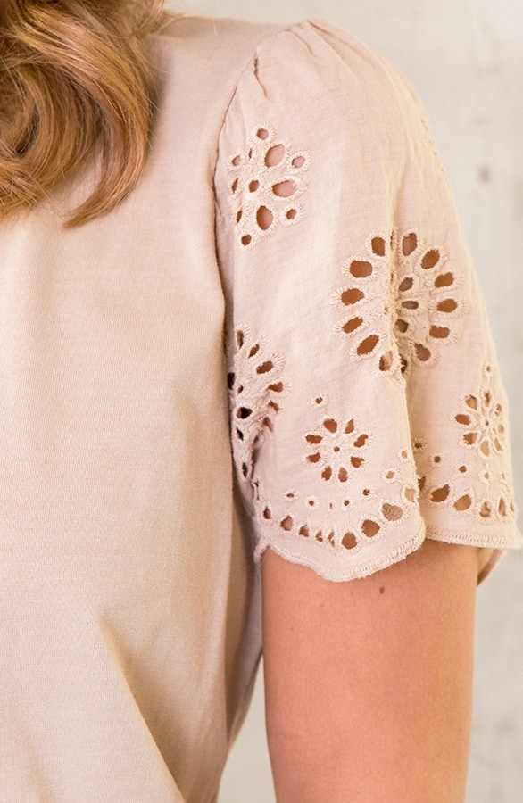 Embroidery Detail Top Beige – shoparchief, foto 3