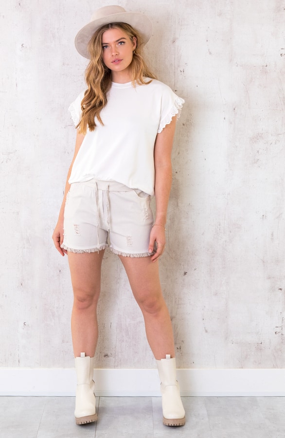 Beige Shorts Damaged – shoparchief, foto 6