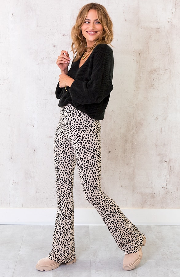 Basic Soft V-Trui Zwart – shoparchief, foto 3