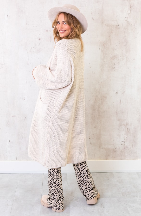 Lang Gehaakt Pocket Vest Beige – shoparchief