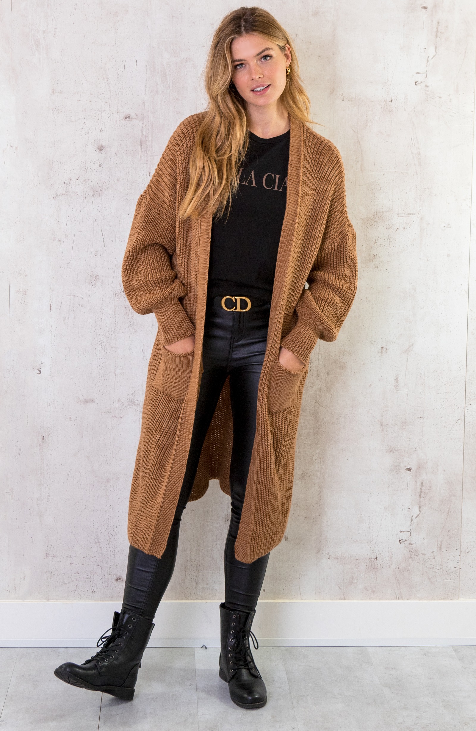 Lang Gehaakt Pocket Vest Camel – shoparchief, foto 2