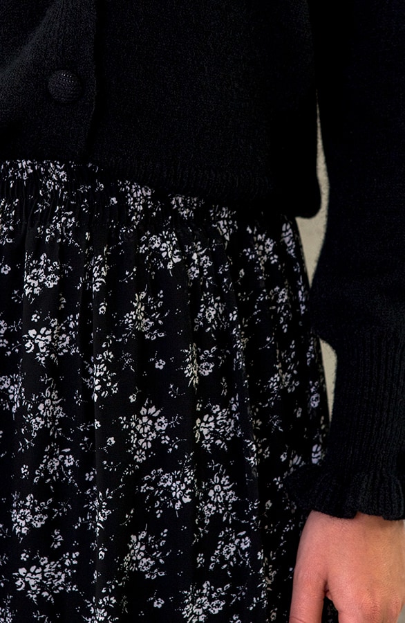 Maxi Bloemenprint Rok Zwart – shoparchief, foto 5