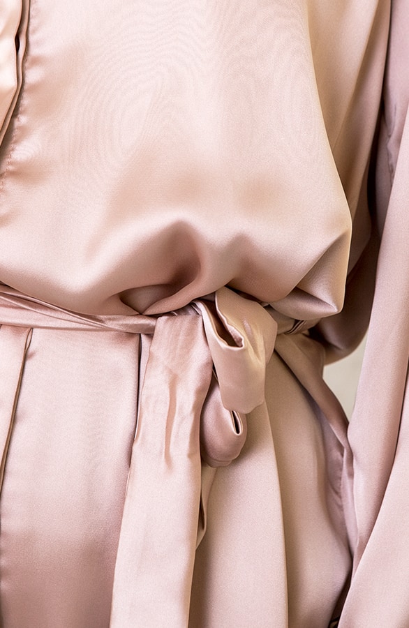 Midi Satijnen Knopen Jurk Beige – shoparchief, foto 4
