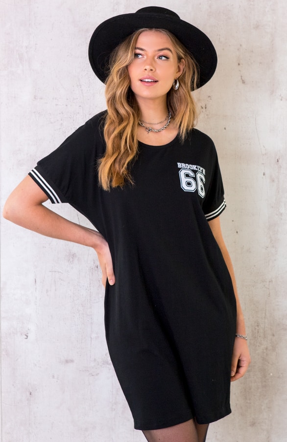 Oversized Tuniek Brooklyn Zwart – shoparchief
