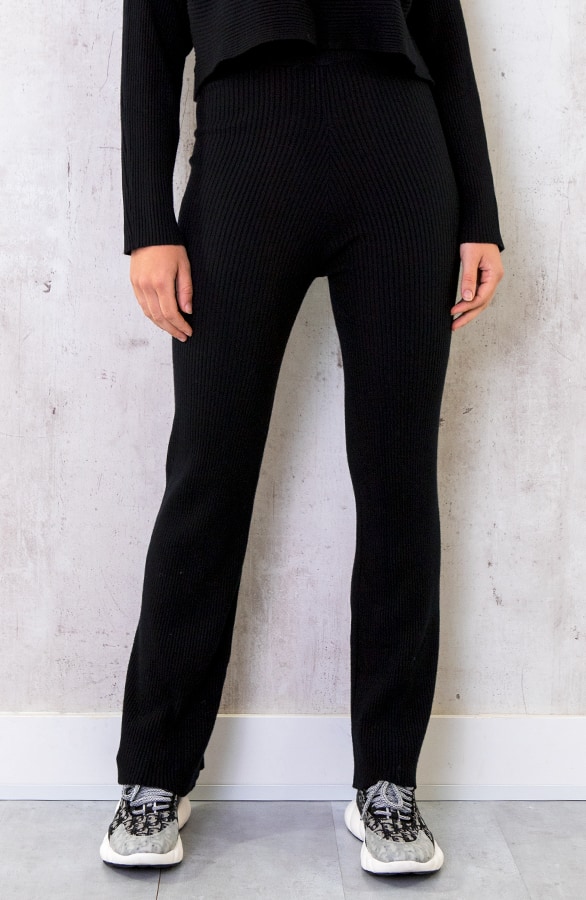 Rib Flared Broek Zwart – shoparchief