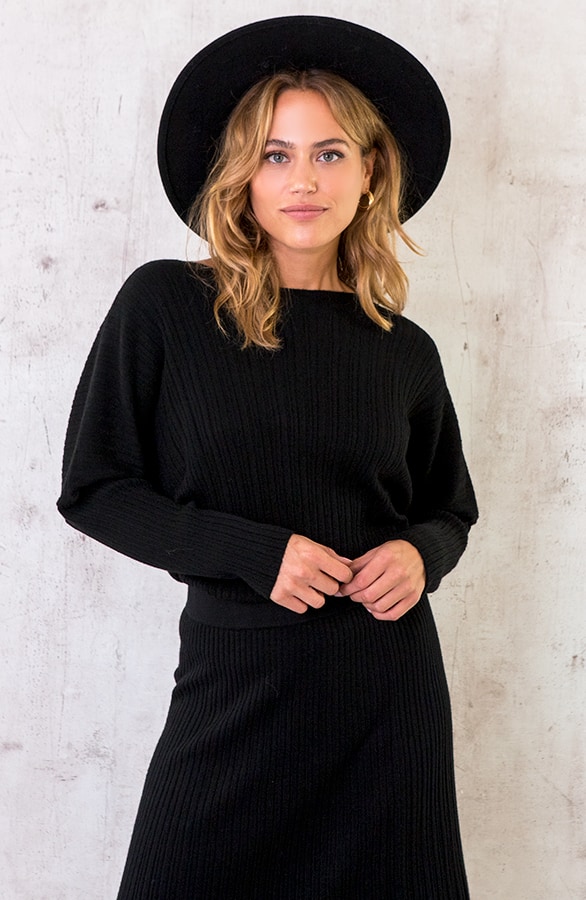 Yves Soft Sweater Zwart – shoparchief