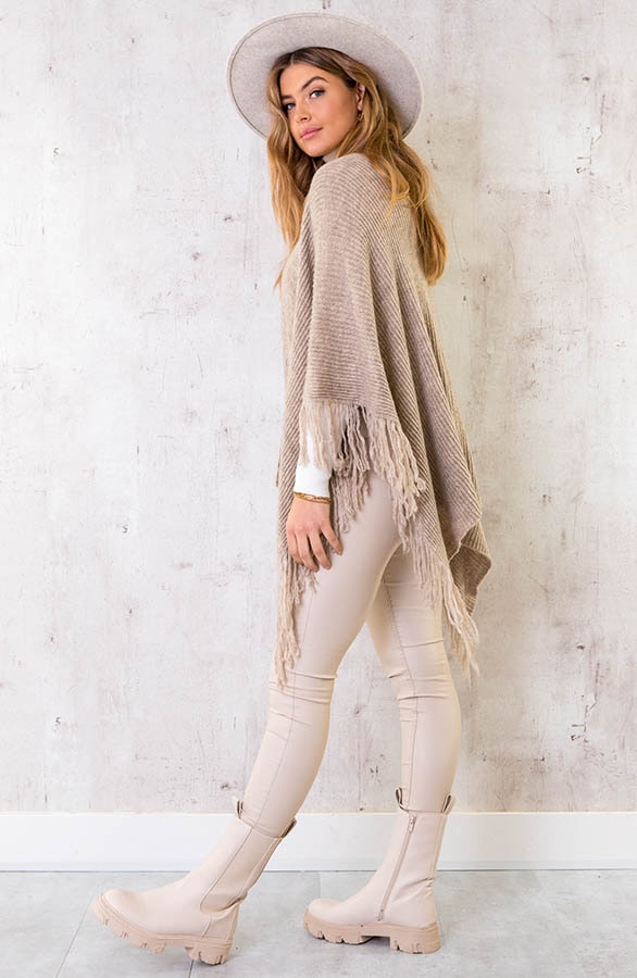 Knitted Fringe Poncho Beige – shoparchief, foto 3
