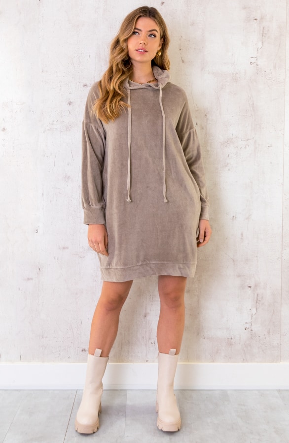 Velvet Jurk Met Capuchon Beige – shoparchief, foto 2