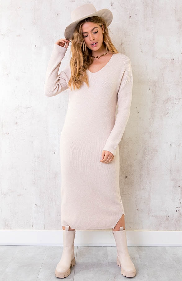 Gebreide Jurk Met V-hals Beige – shoparchief, foto 2