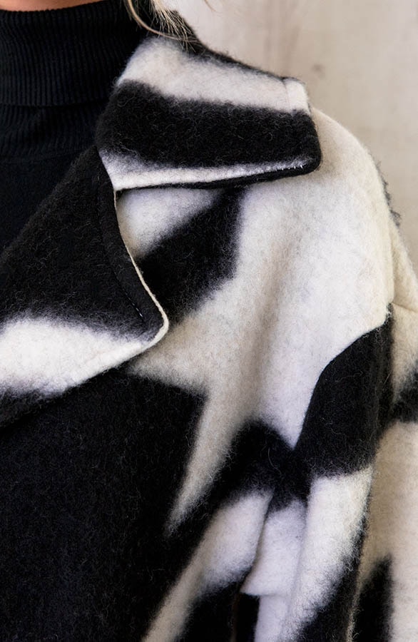 Oversized Woven Coat Zwart – shoparchief, foto 5