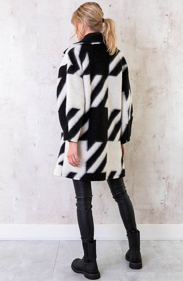 Oversized Woven Coat Zwart – shoparchief, foto 4