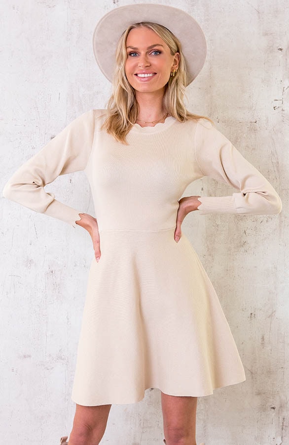 Wavy A-lijn Jurk Beige – shoparchief