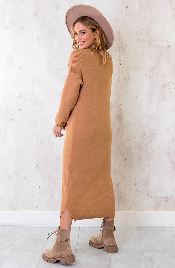 Gebreide Jurk Met V-hals Camel – shoparchief, foto 3
