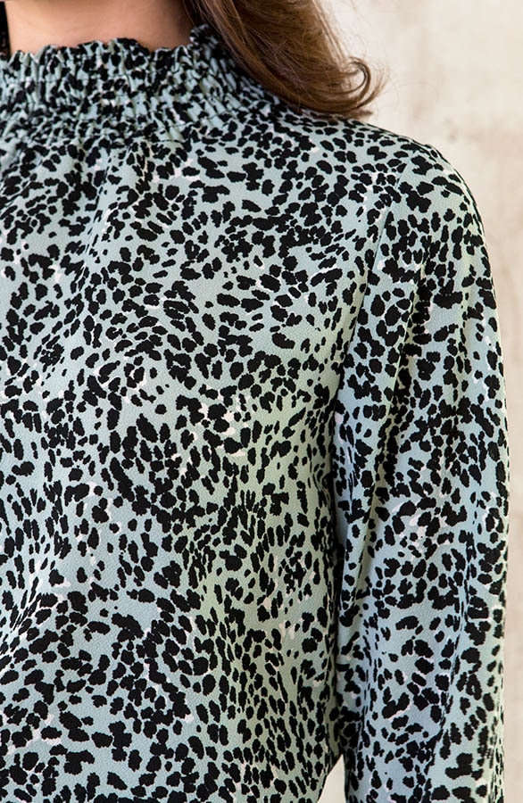 Col Blouse Cheetah Mint – shoparchief, foto 6