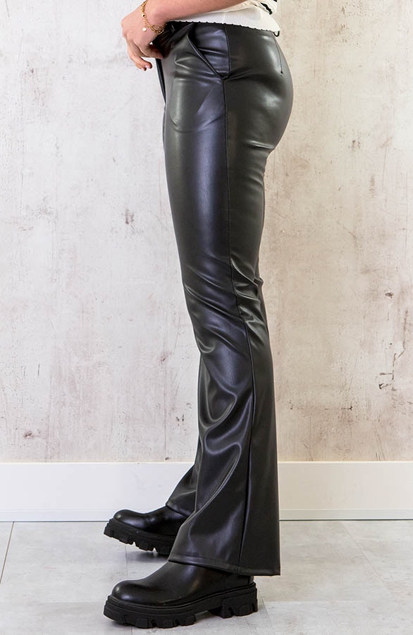 Leather Flared Pants Zwart – shoparchief, foto 2