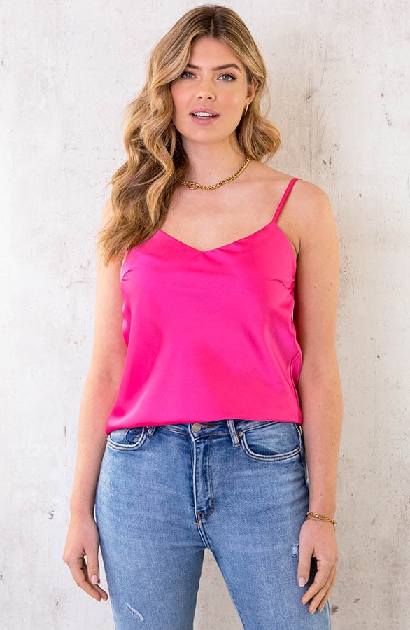 Silk Touch Spaghetti Top Fuchsia 2.0 – shoparchief