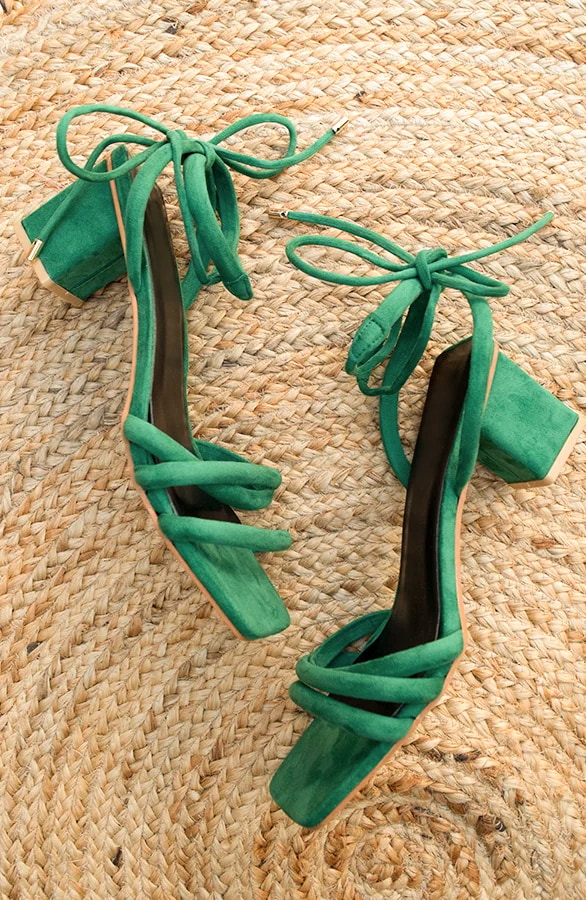 Strik Heels Suede Groen – shoparchief