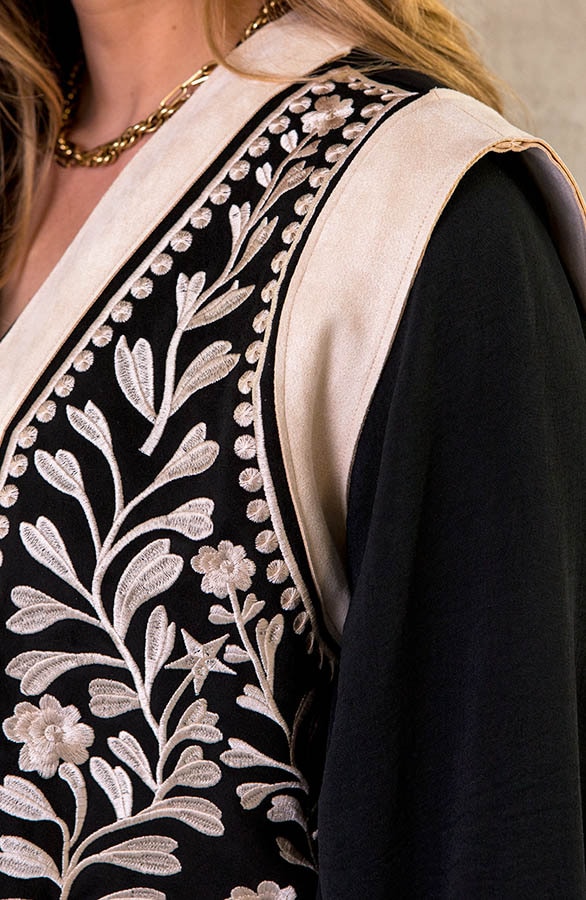 Gilet Boho Flower Beige – shoparchief, foto 5