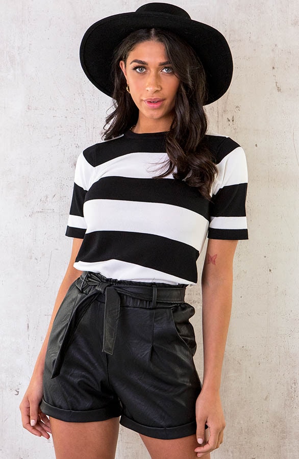 Strepen Top Wit Zwart – shoparchief