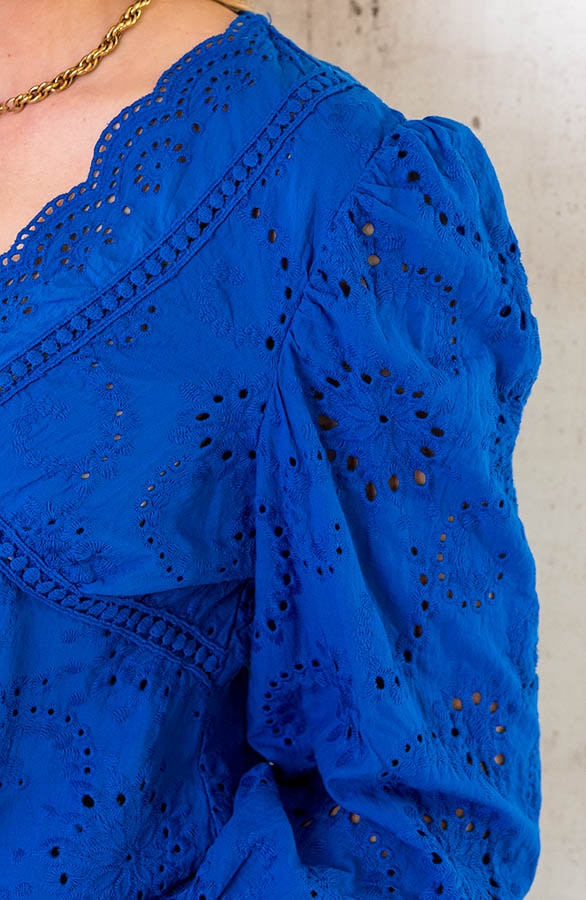 Katoenen V-hals Top Embroidery Kobalt – shoparchief, foto 5