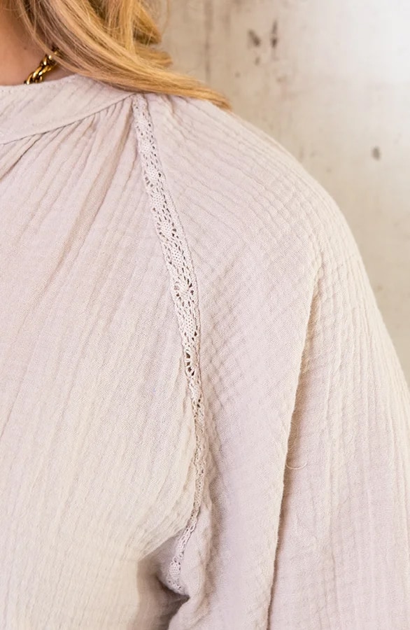 Knopen Blouse Mousseline Beige – shoparchief, foto 5