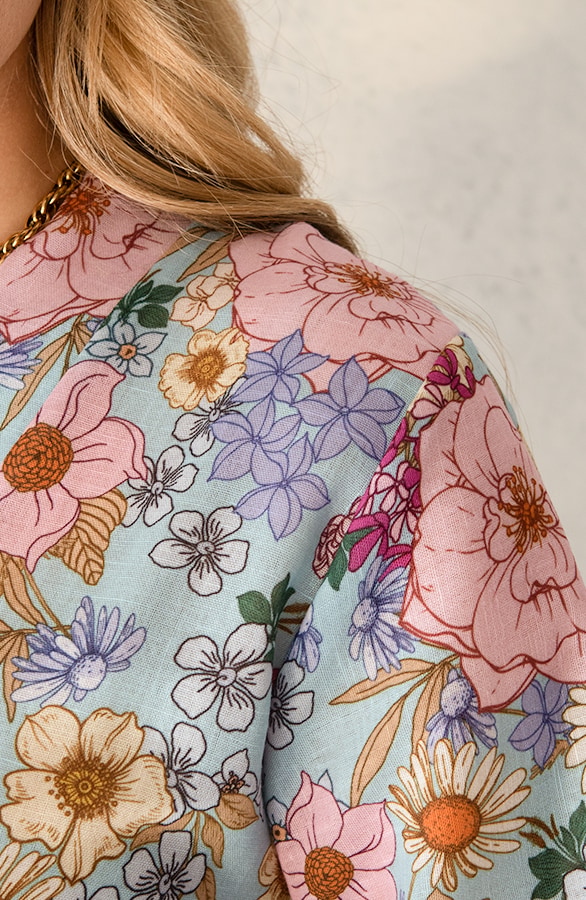 Plooien Bloemen Jurk Lichtblauw – shoparchief, foto 3