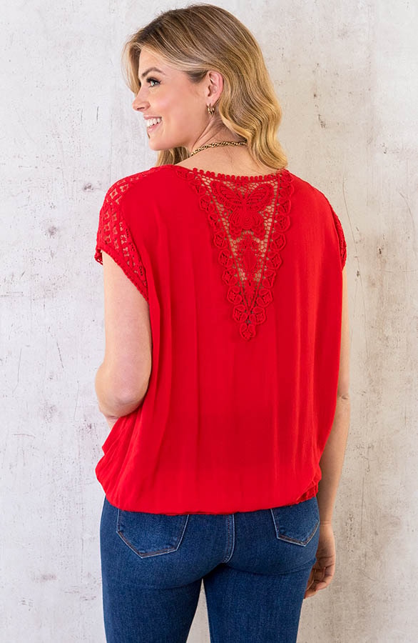 Oversized Top Met Kant Rood – shoparchief