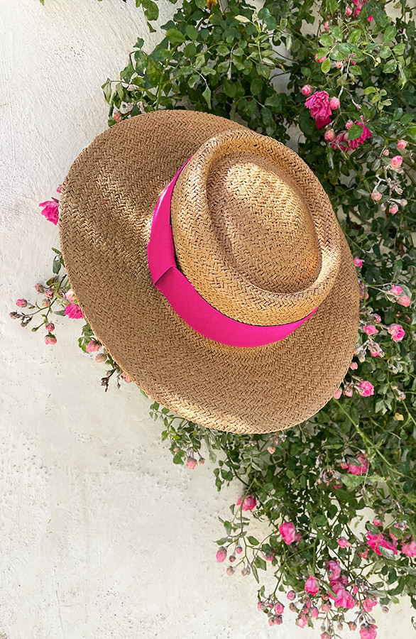 Rieten Hoed Met Band Fuchsia – shoparchief
