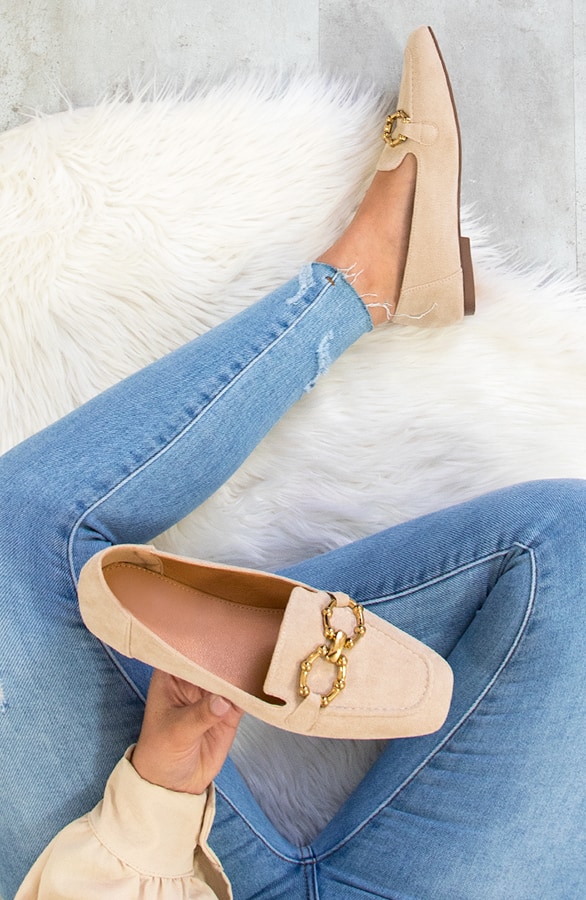 Suedine Chain Loafers Beige – shoparchief