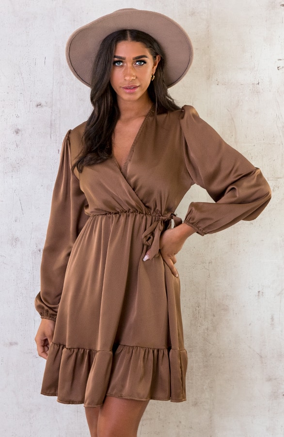 Flawless Ruffle Jurk Choco – shoparchief