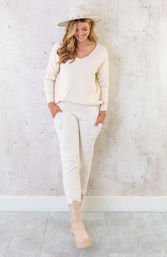 Joggingtrui Met V-hals Beige – shoparchief, foto 10
