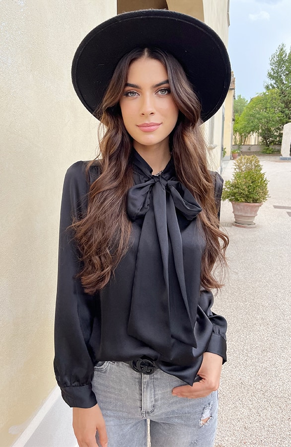 Strik Blouse Satijn Zwart – shoparchief