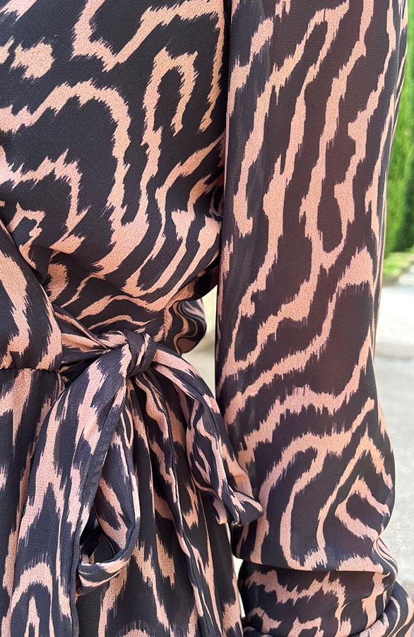 V-hals Strik Jurk Zebra Camel – shoparchief, foto 13