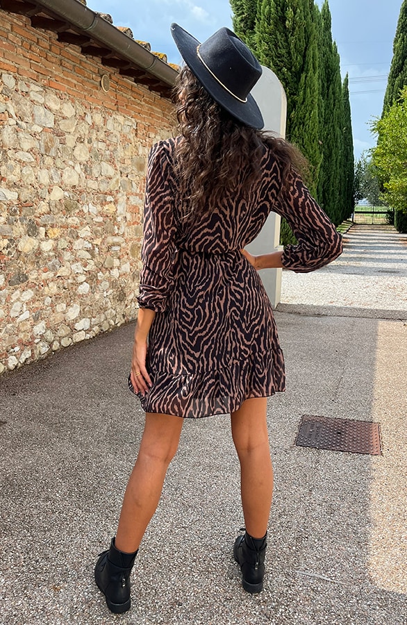 V-hals Strik Jurk Zebra Camel – shoparchief, foto 12