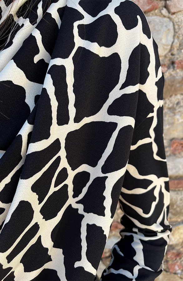 Waterval Longsleeve Giraffe Top Beige – shoparchief, foto 9