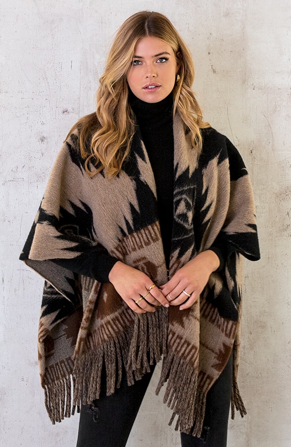 Woven Poncho Camel – shoparchief, foto 2