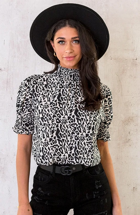 Col Top Animal Print Ecru Zwart – shoparchief