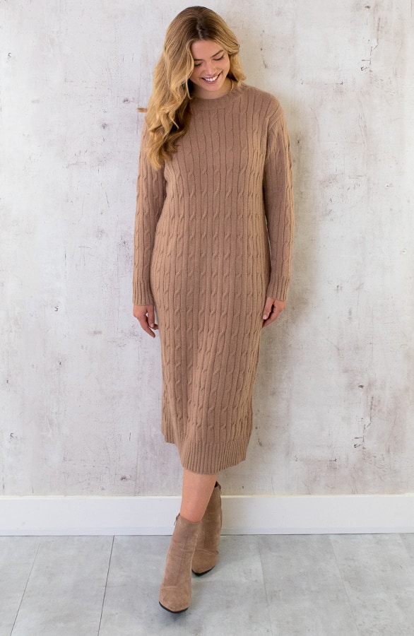 Knitted Dress Kabelpatroon Camel – shoparchief, foto 4