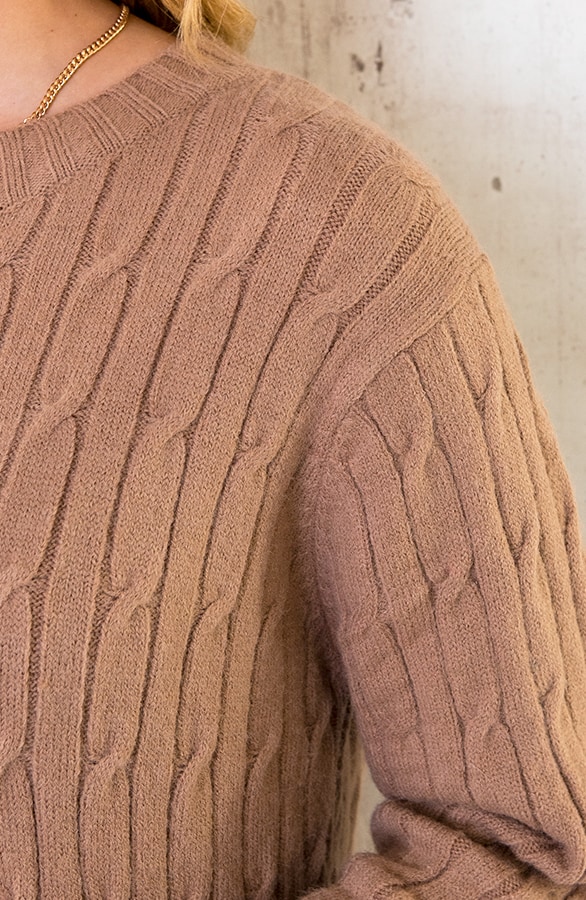 Knitted Dress Kabelpatroon Camel – shoparchief, foto 7