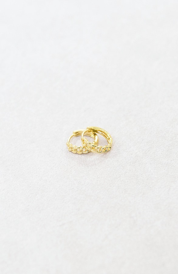 Mini Schakel Oorbellen Goud – shoparchief