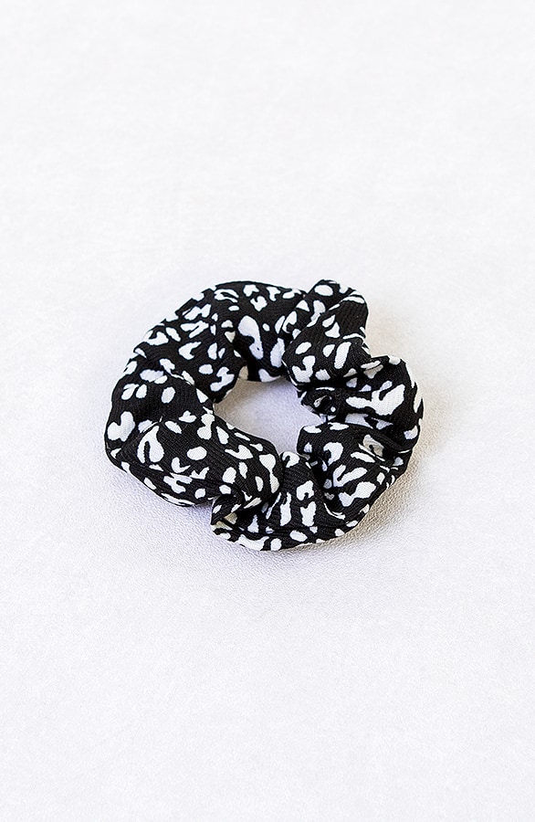 Scrunchie Leopard Black – shoparchief