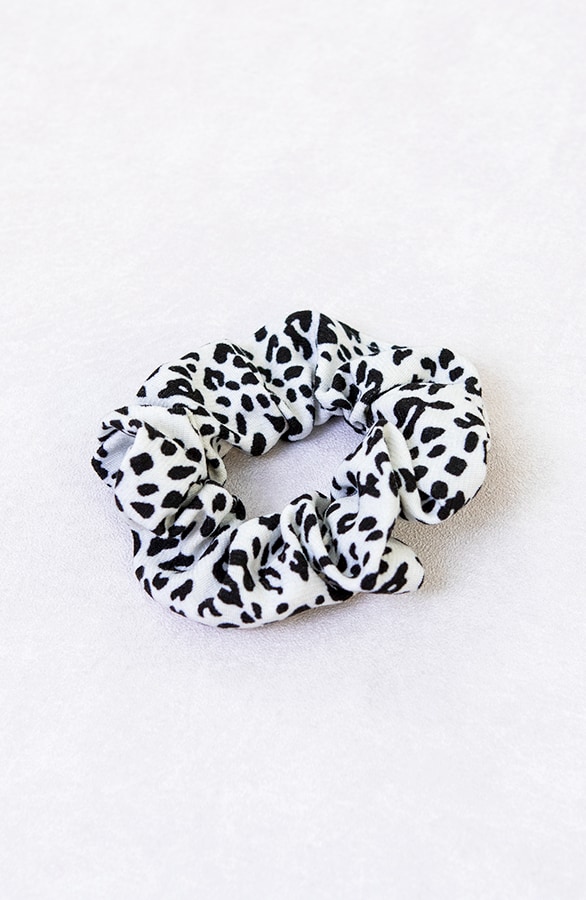 Scrunchie Leopard White – shoparchief
